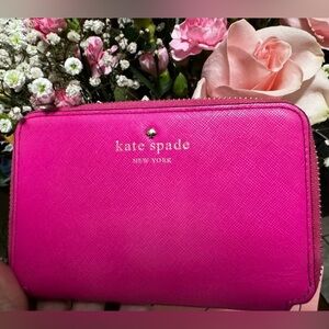 Lk. New Kate Spade wallet/ wristlet